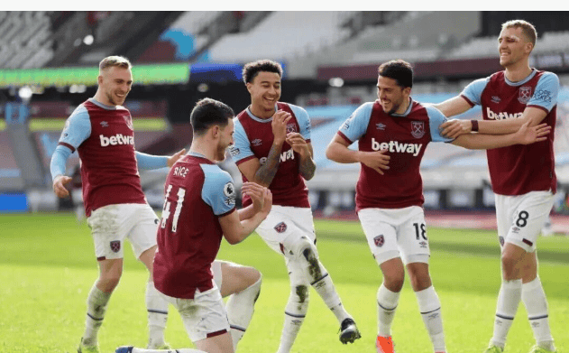 足球欧洲媒体评最佳11人阵容，无人争议