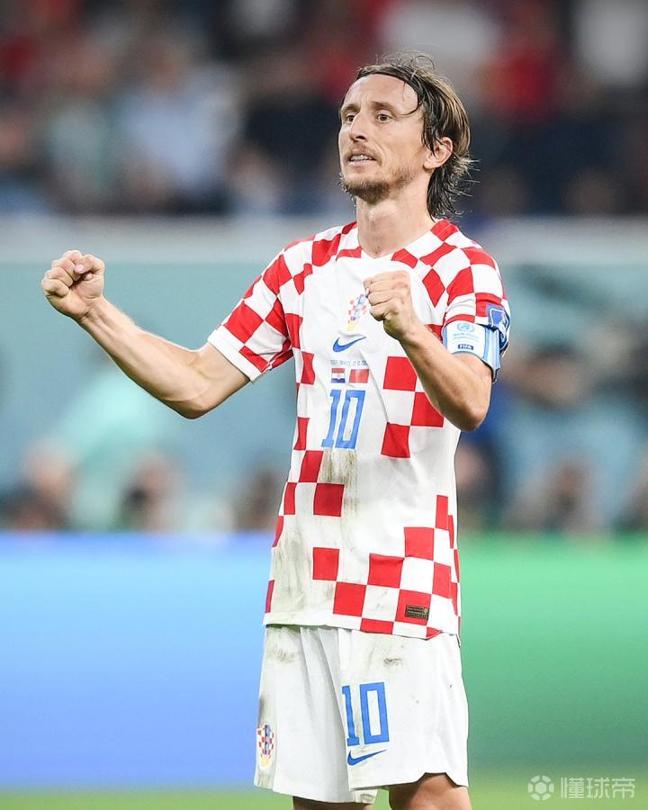 马卡：C罗将合伙在马德里开办夜总会，合伙人是夜场大亨