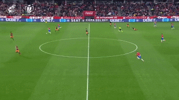 辽宁男篮在俱乐部杯第二战中以44-36击败合肥狂风，首节领先，次节反超，半场结束领先18分。